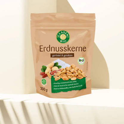 Verpackung Bio-Erdnusskerne geröstet & gesalzen 200 g von CLASEN BIO – knackige, würzige Erdnüsse im Beutel