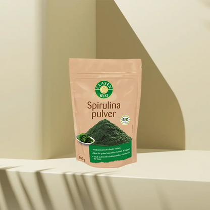 Verpackung Bio-Spirulina Pulver 200 g von CLASEN BIO – intensiv grünes Mikroalgenpulver mit hohem Nährstoffgehalt in Beutel